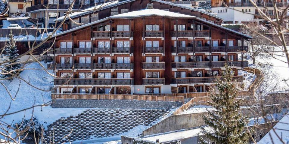 Hotel Le Petit Dru - facade