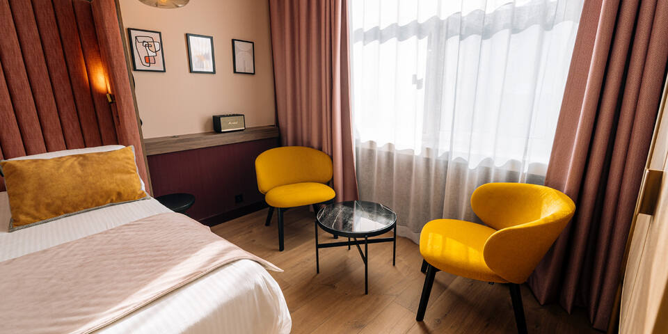 Hôtel Le Riviera - Aix-les-Bains - chambre