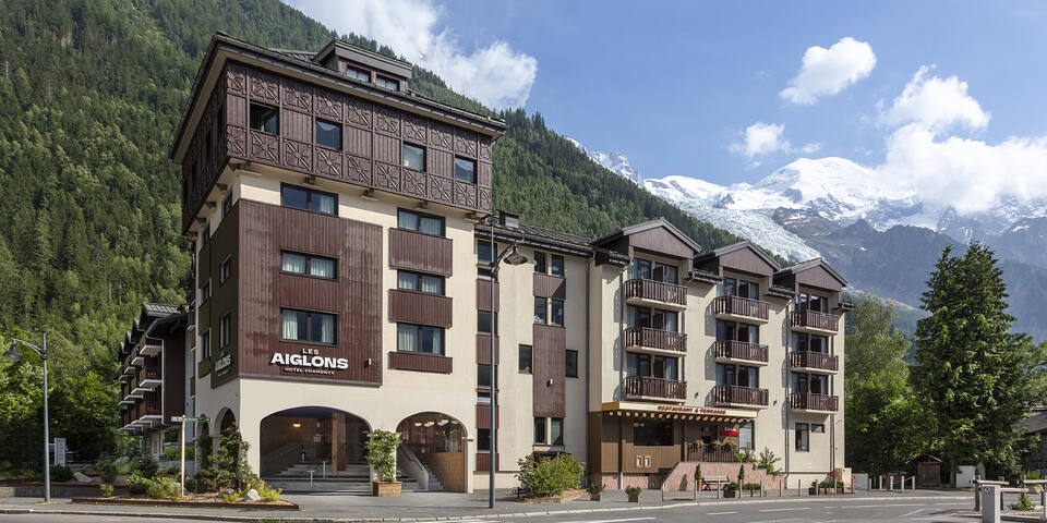 Hôtel Les Aiglons Chamonix - facade
