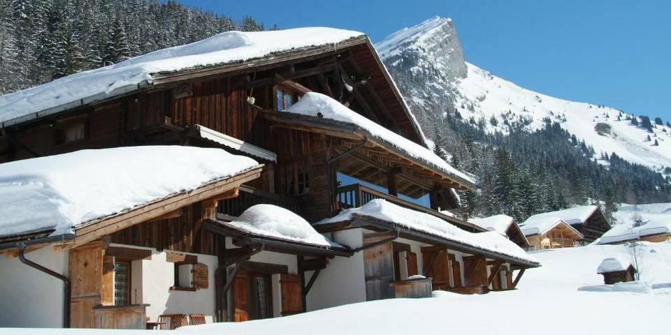 Hôtel Les Chalets de la Serraz - facade