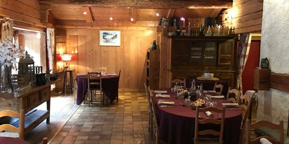 Hôtel Les Chalets de la Serraz - restaurant