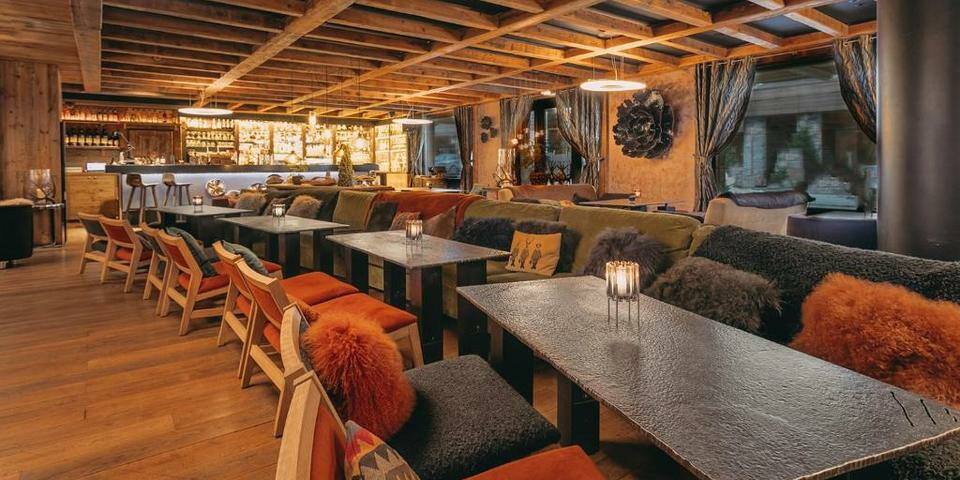 Hôtel Les Suites - Maison Bouvier - restaurant