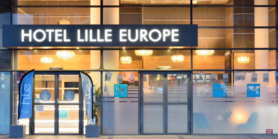 Hôtel Lille Europe — facade