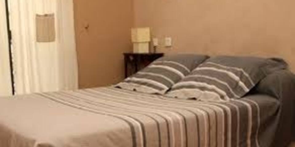 Hôtel Moderne Remoulins — chambre