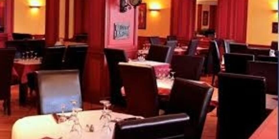 Hôtel Moderne Remoulins — restaurant