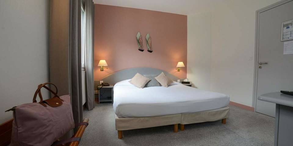 Hôtel Novalaise Plage - Restaurant Les Roselières - chambre