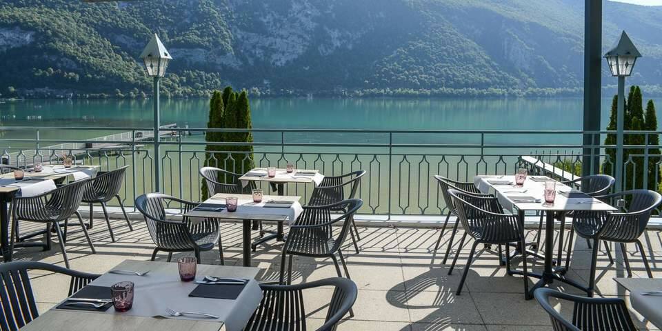 Hôtel Novalaise Plage - Restaurant Les Roselières - restaurant