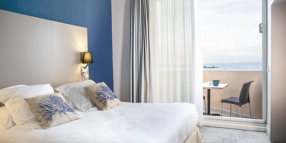 Hôtel Port Marine - Sète — chambre