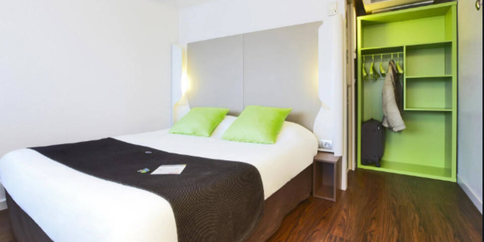 Hôtel Restaurant Campanile Beziers — chambre
