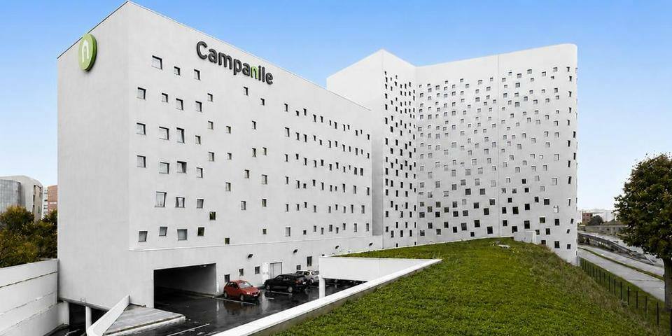 Hôtel Restaurant Campanile Lille Euralille — facade