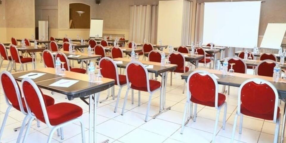 Hôtel Restaurant Eurotel — salles_reunion