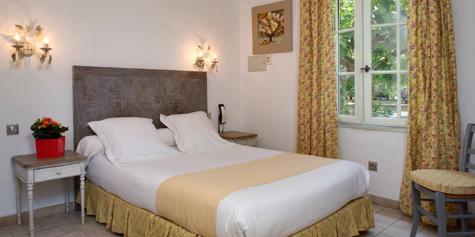 Hôtel Restaurant Le Mas Des Sables - Aigues-Mortes — chambre