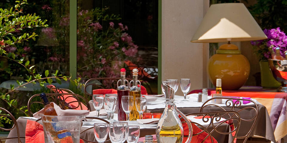 Hôtel Restaurant Le Mas Des Sables - Aigues-Mortes — restaurant