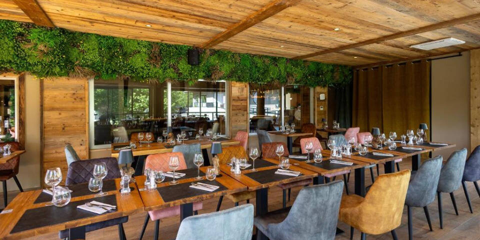 Hôtel Restaurant Les Lodges du Lac - restaurant