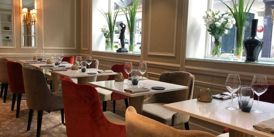 restaurant