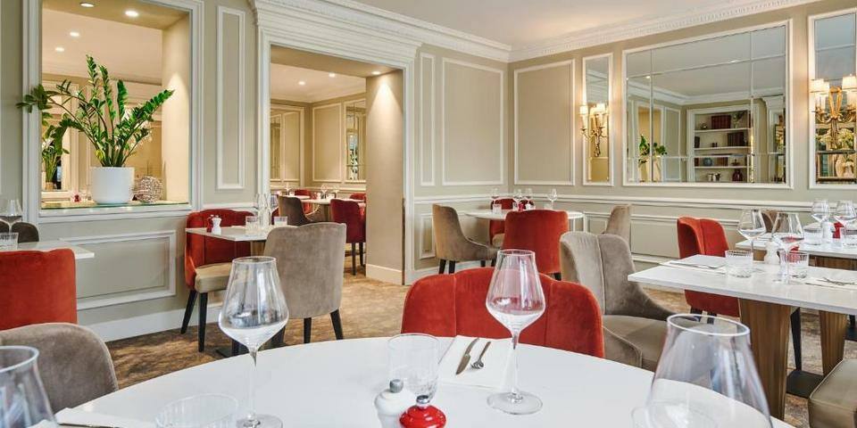 restaurant