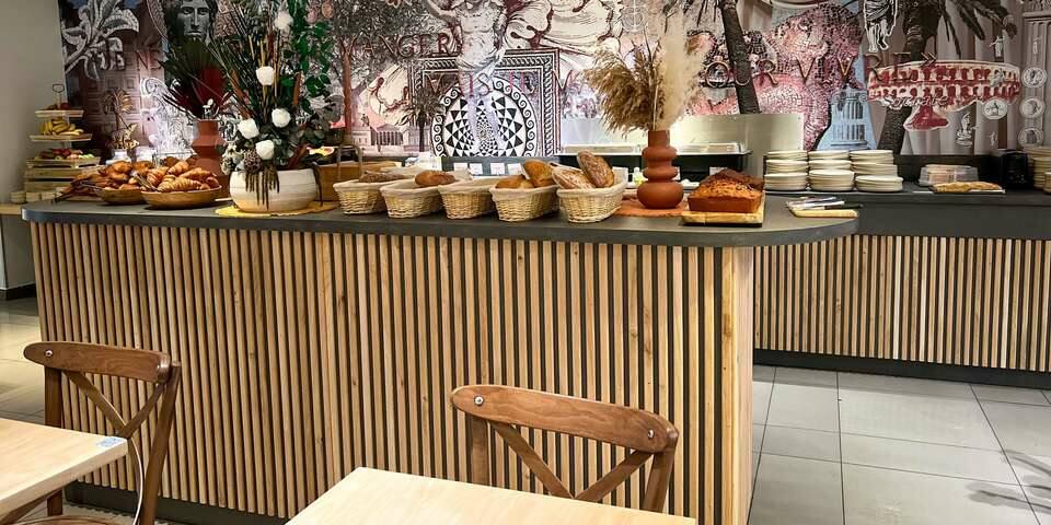 ibis Styles Nîmes Gare Centre — restaurant