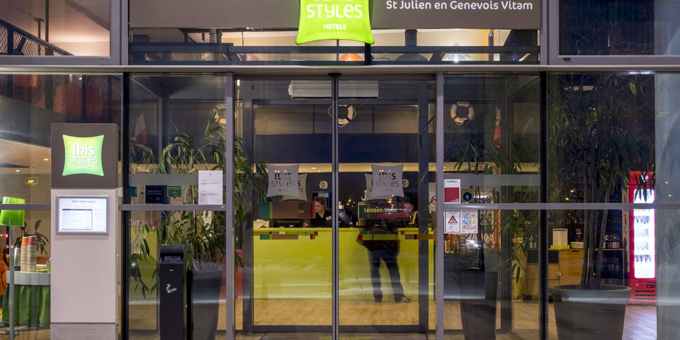 Ibis Styles Saint Julien en Genevois Vitam - facade