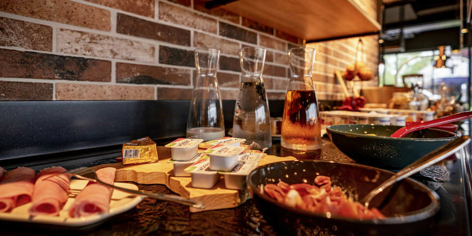 Ibis Styles Valenciennes Petite Forêt — restaurant