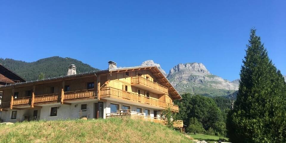La Terrasse du Mont Blanc - master