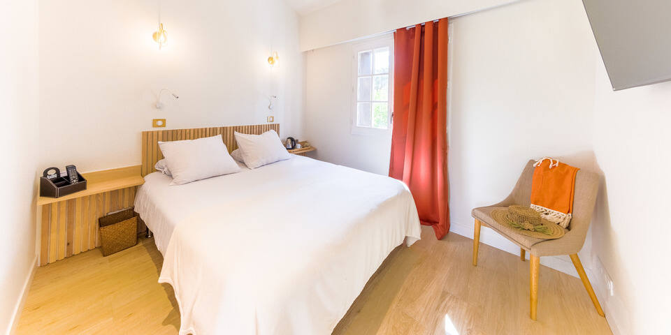 La Villa Vicha - The Originals Relais — chambre