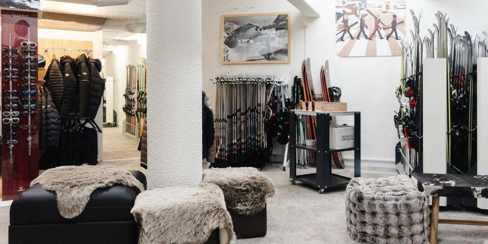 Lake Hôtel Courchevel 1850 by HappyCulture - divers