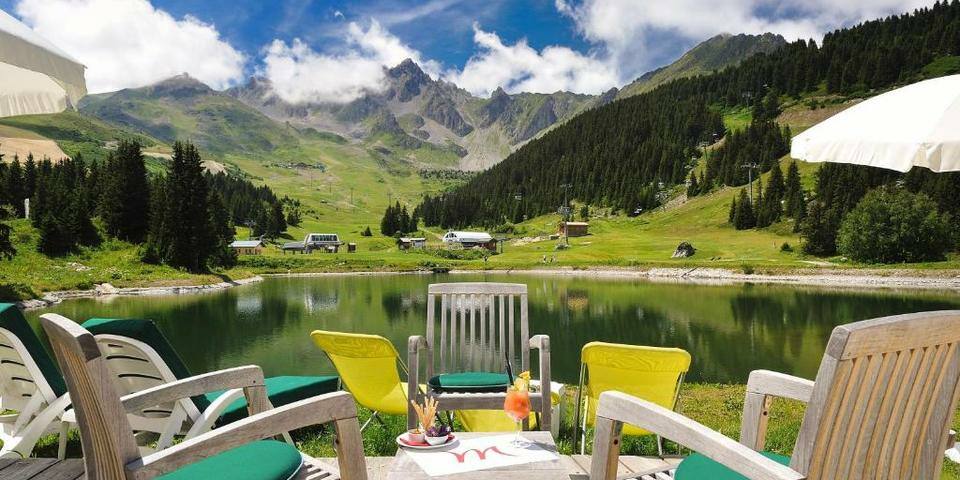 Lake Hôtel Courchevel 1850 by HappyCulture - master