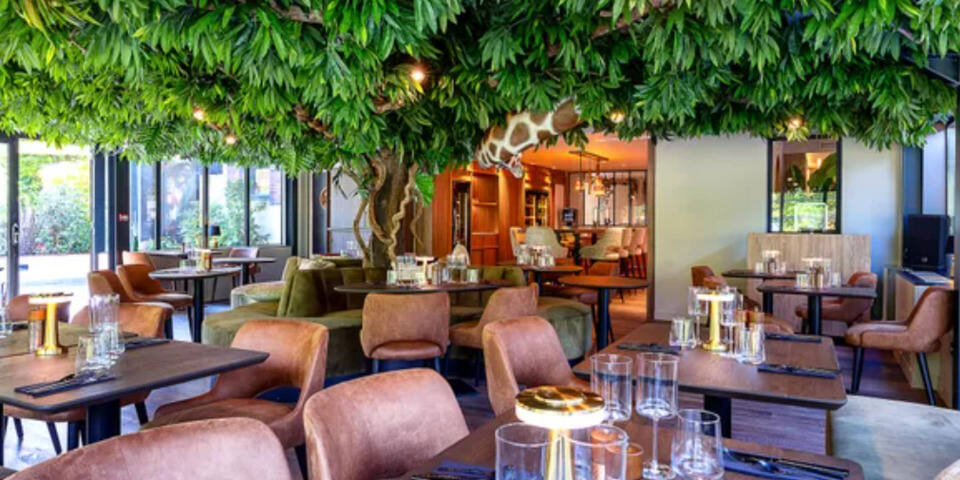 restaurant