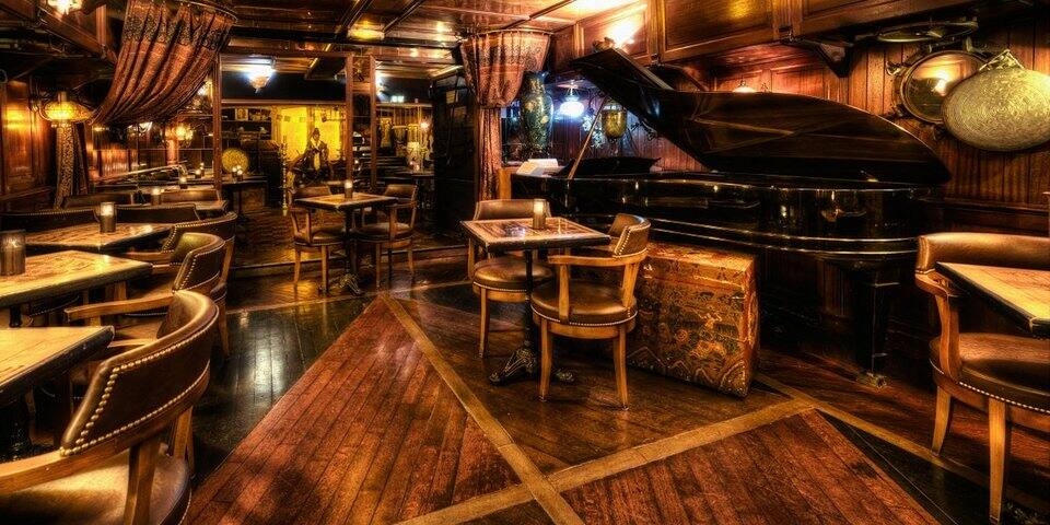 restaurant