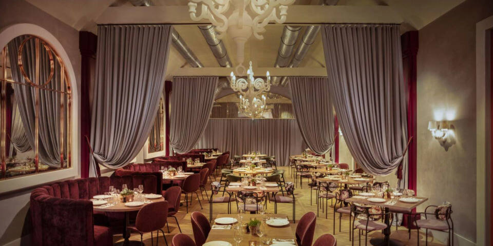 Le Carrousel - Le Grand Pavillon - master