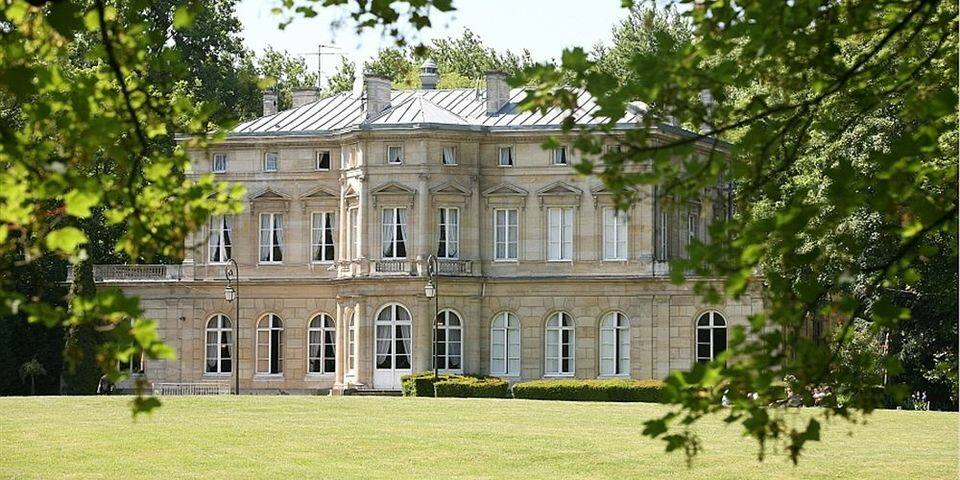 Le Château de la Motte Fénelon — facade