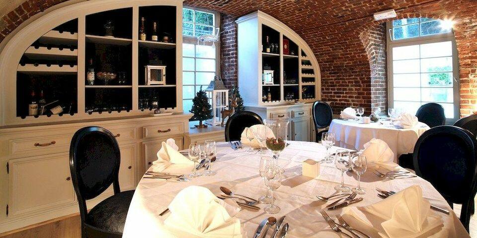 Le Château de la Motte Fénelon — restaurant