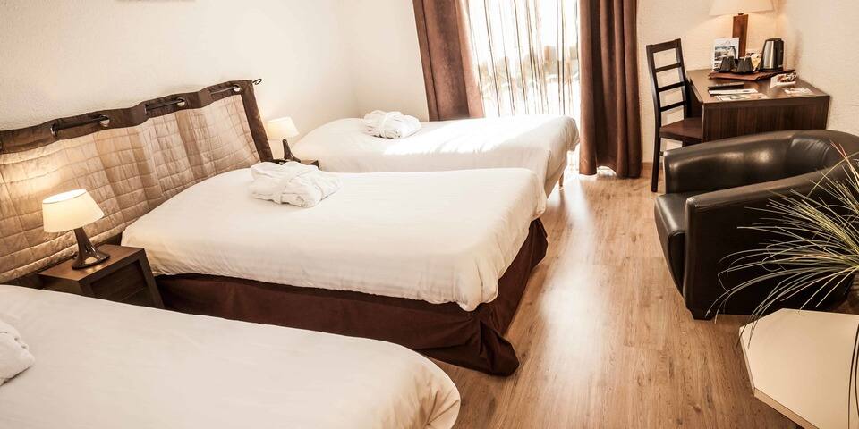 Le Clos de l'Aube Rouge — chambre
