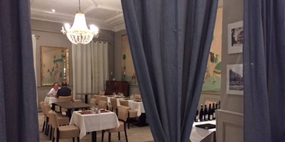 Le grand hôtel molière — restaurant