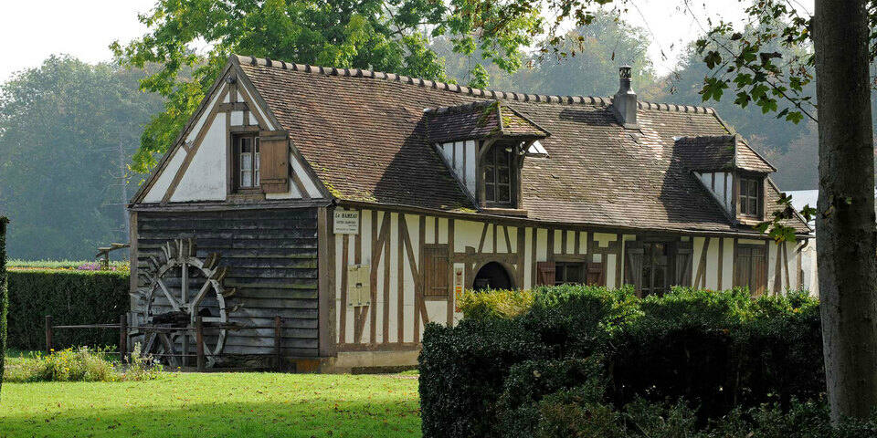 Le Hameau - Domaine de Chantilly - facade