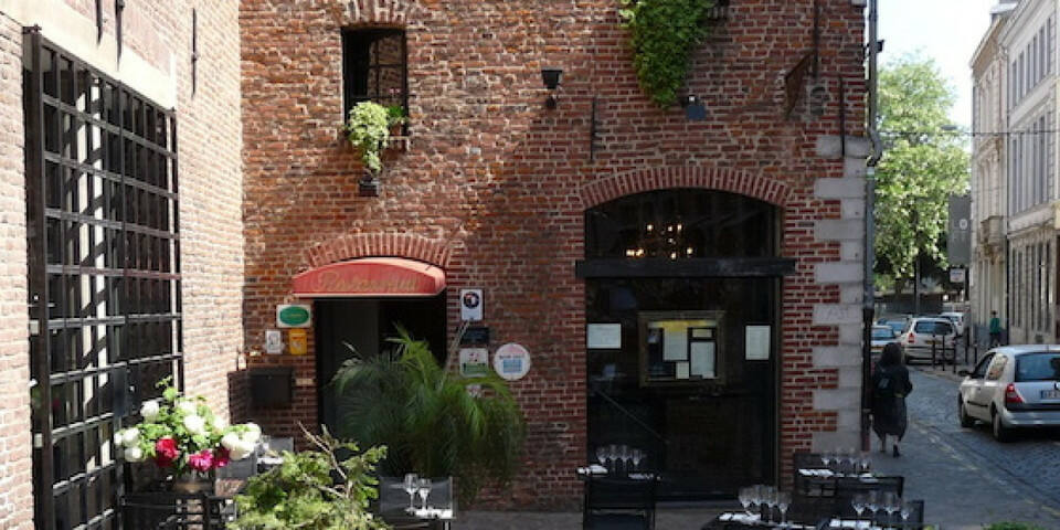 Le Lion Bossu — facade
