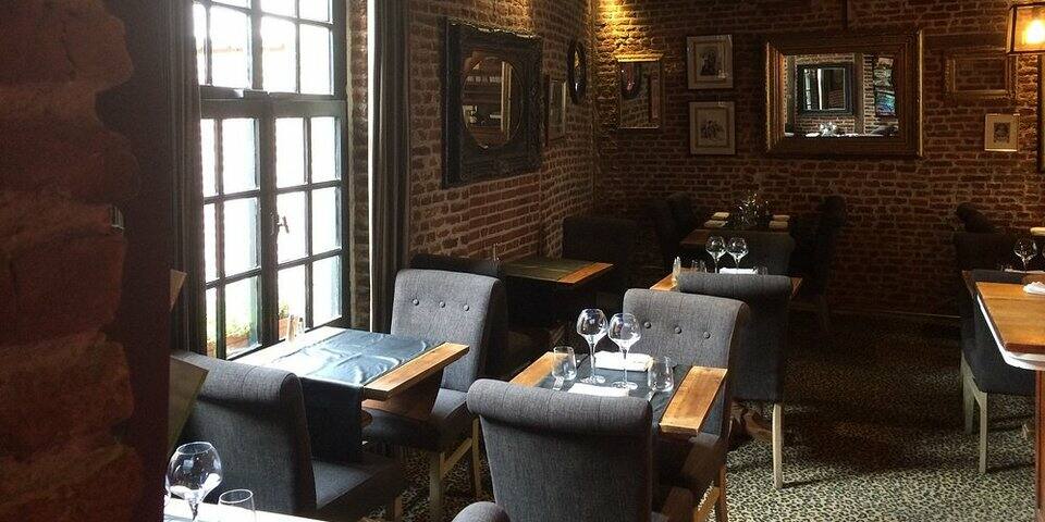 Le Lion Bossu — restaurant