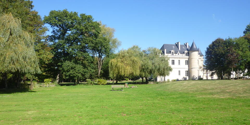 Les Salles du Château de Lamorlaye - divers