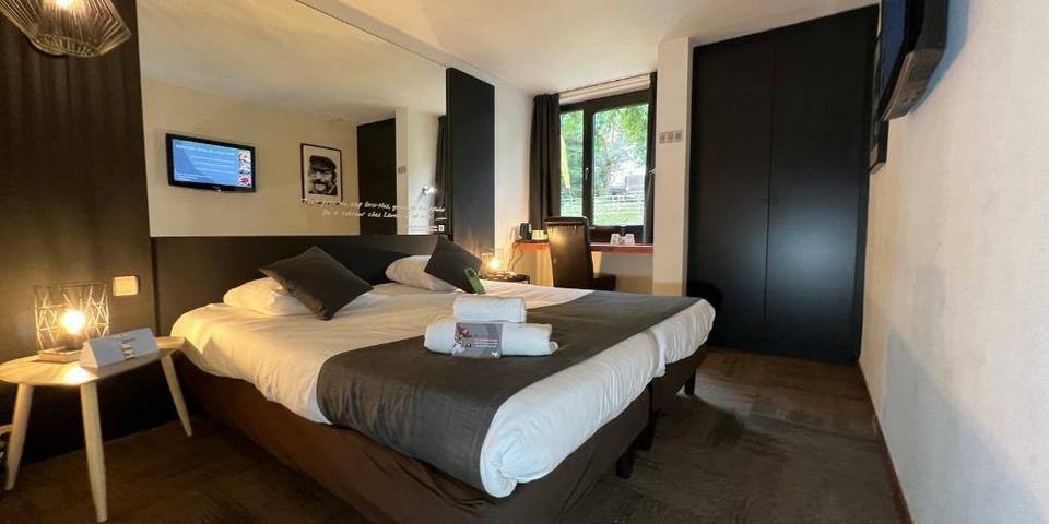 Logis des Acacias — chambre