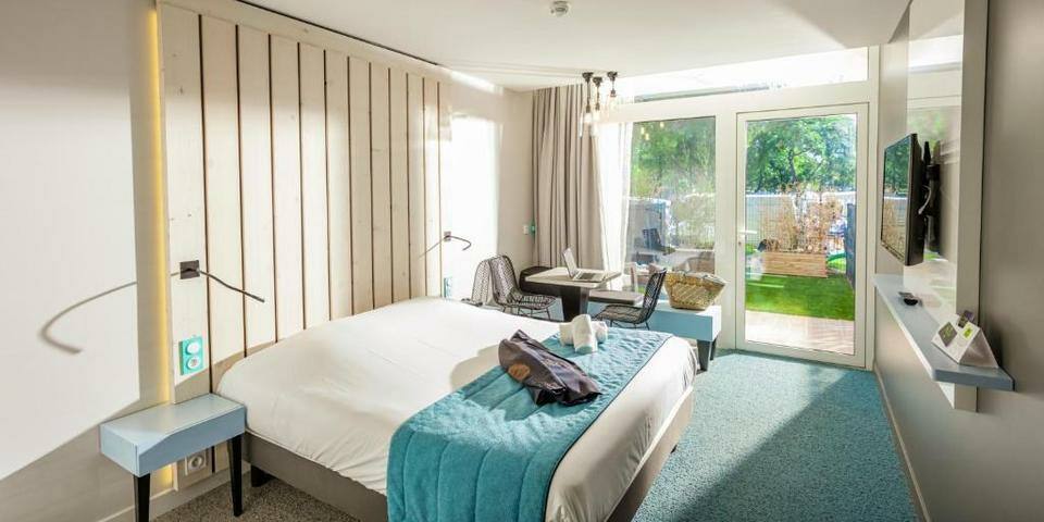 Logis Hôtel Operalia les Pins — chambre