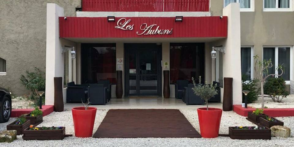 Logis les Aubuns Country Hôtel — master