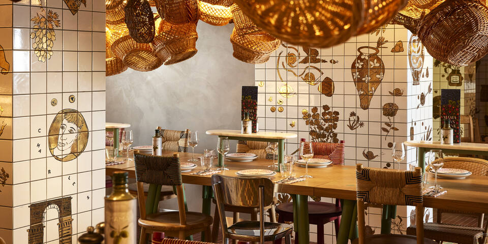 restaurant
