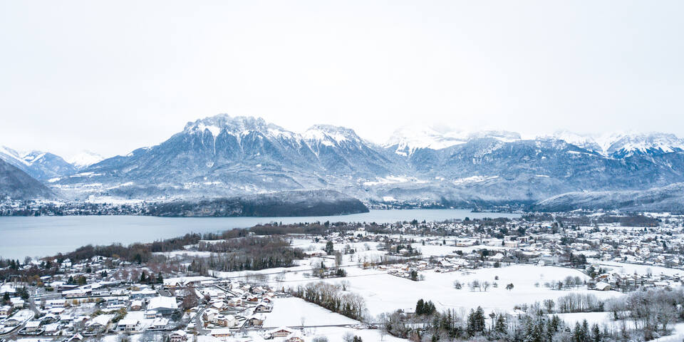 Neaclub les Balcons du Lac d’Annecy - facade