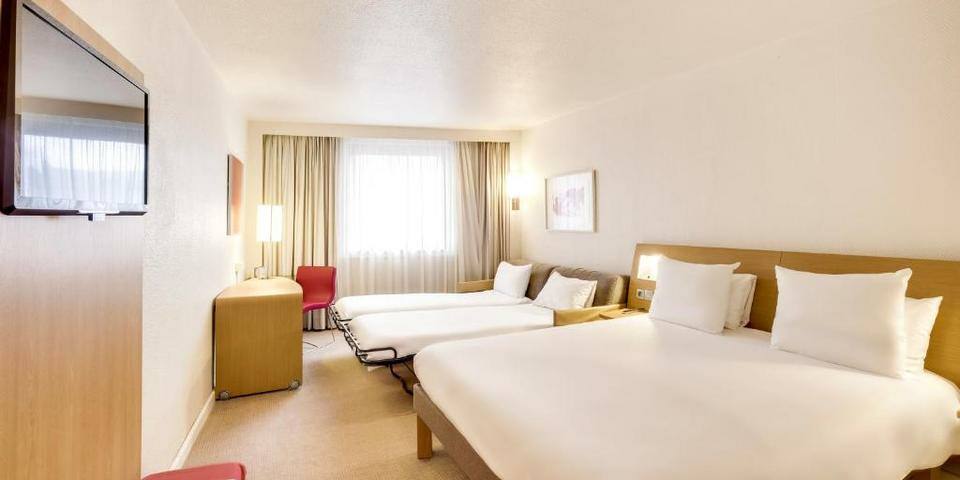 Novotel Atria Nîmes Centre Hôtel — chambre