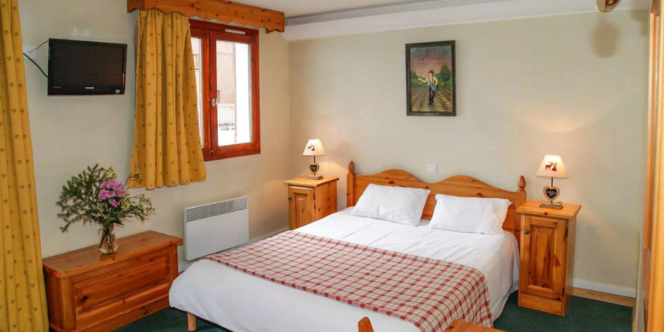 Odalys Hotel Residence Chalet Alpina - chambre