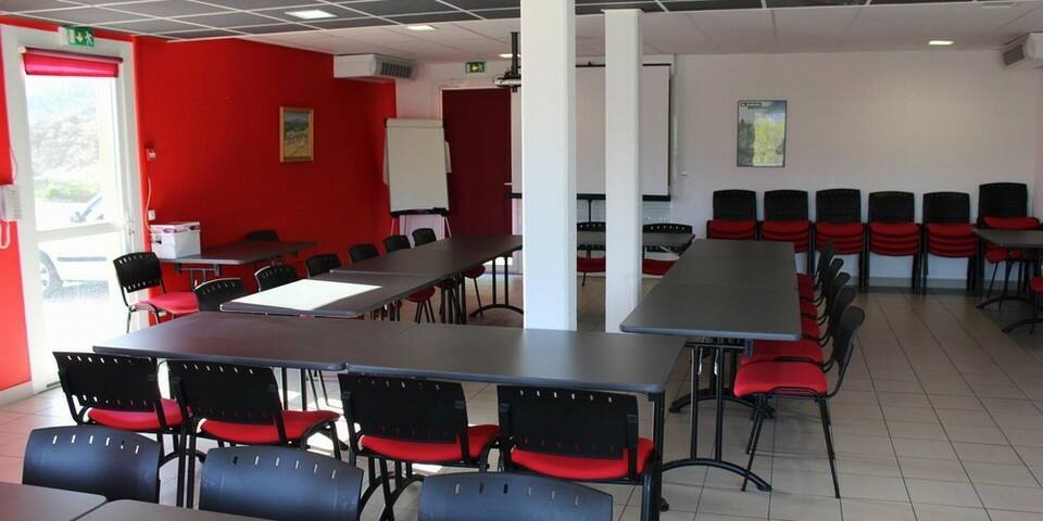 Résidence Hôtelière Les Chataigniers - salles_reunion