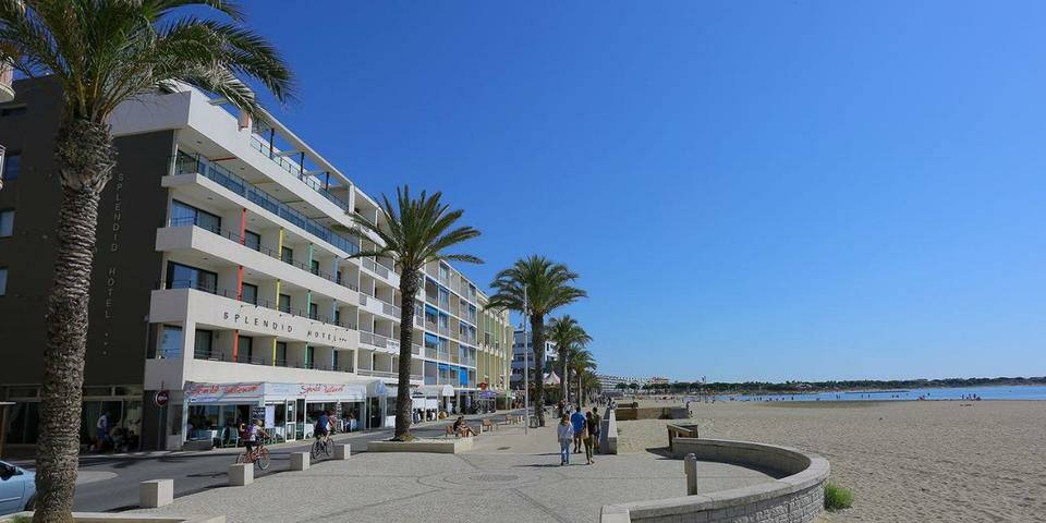 Splendid Camargue — facade