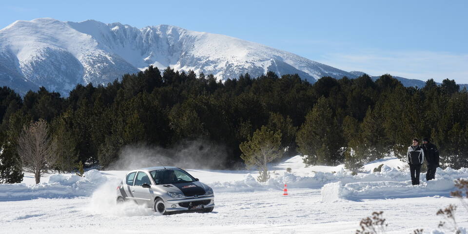 Stage de pilotage sur glace