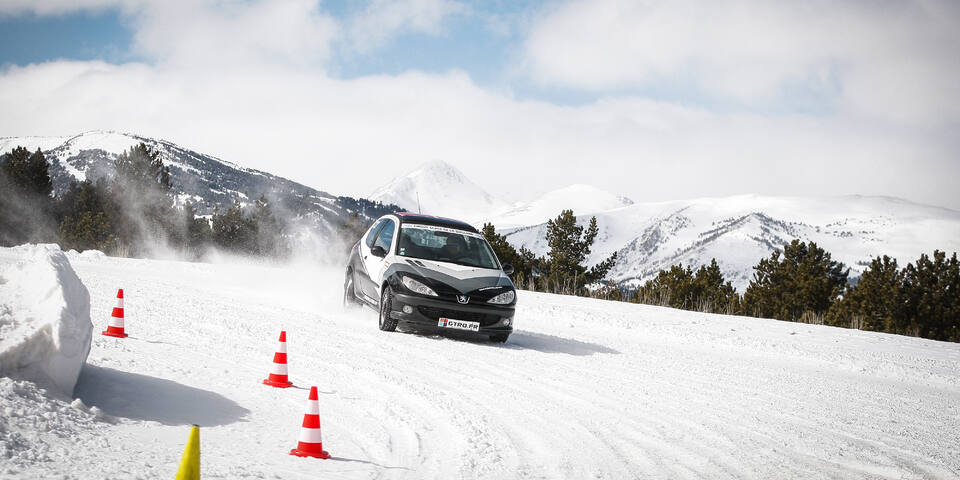 Stage de pilotage sur glace